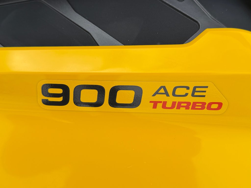 Ski-Doo SM RENEGADE ADRENALINE 900 ACE TURBO / SKI ROULE / IMPECCABLE 2024 à Thetford Mines, Québec - 14 - w1024h768px