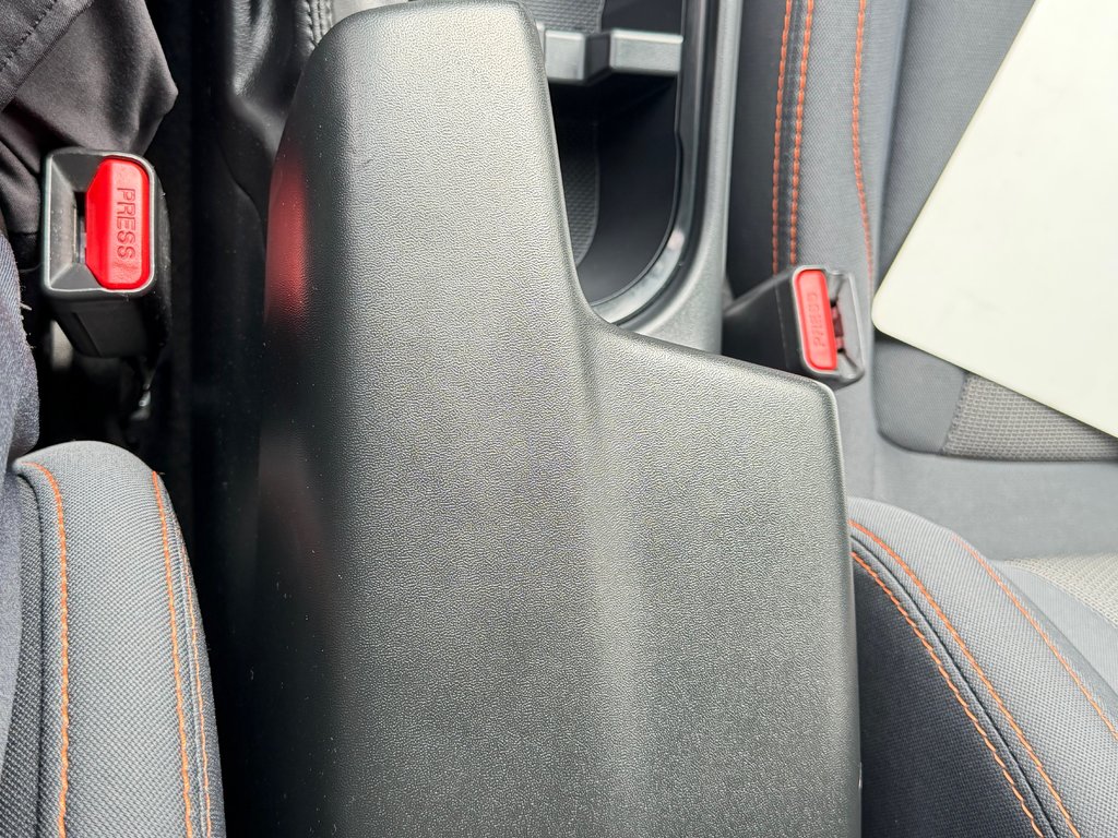 2021 Subaru Crosstrek TOURING AWD / COMME NEUF !!! / TRÈS FIABLE / in Thetford Mines, Quebec - 47 - w1024h768px