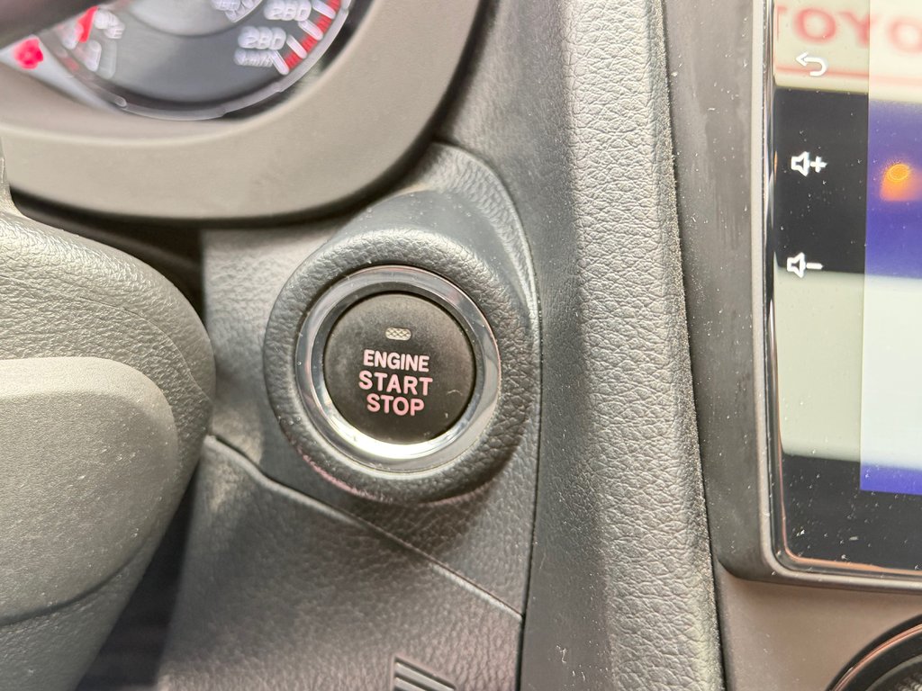 2019 Subaru WRX SPORT-TECH AWD / MAN / BAS KILOS / GAR. FULL 2 ANS/40,000km INCLUS / in Thetford Mines, Quebec - 44 - w1024h768px