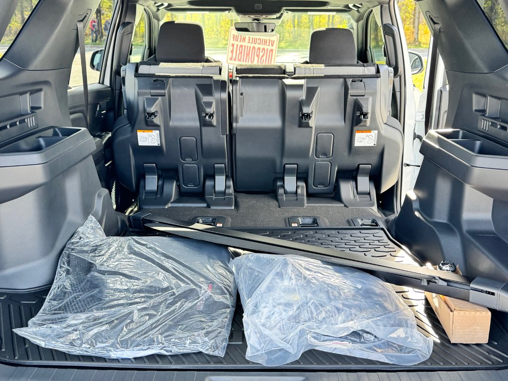 2025 Toyota 4RUNNER TRD SPORT BAJA EDITION / MAGS 20 SABLE / PNEUS HORS ROUTE / MARCHE PIED / CROCHET ROUGE in Thetford Mines, Quebec - 76 - w1024h768px