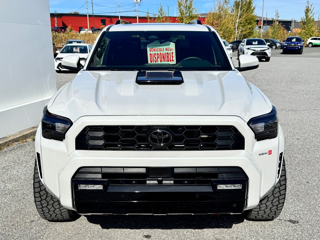 2025 Toyota 4RUNNER TRD SPORT BAJA EDITION / MAGS 20 SABLE / PNEUS HORS ROUTE / MARCHE PIED / CROCHET ROUGE in Thetford Mines, Quebec - 2 - w1024h768px