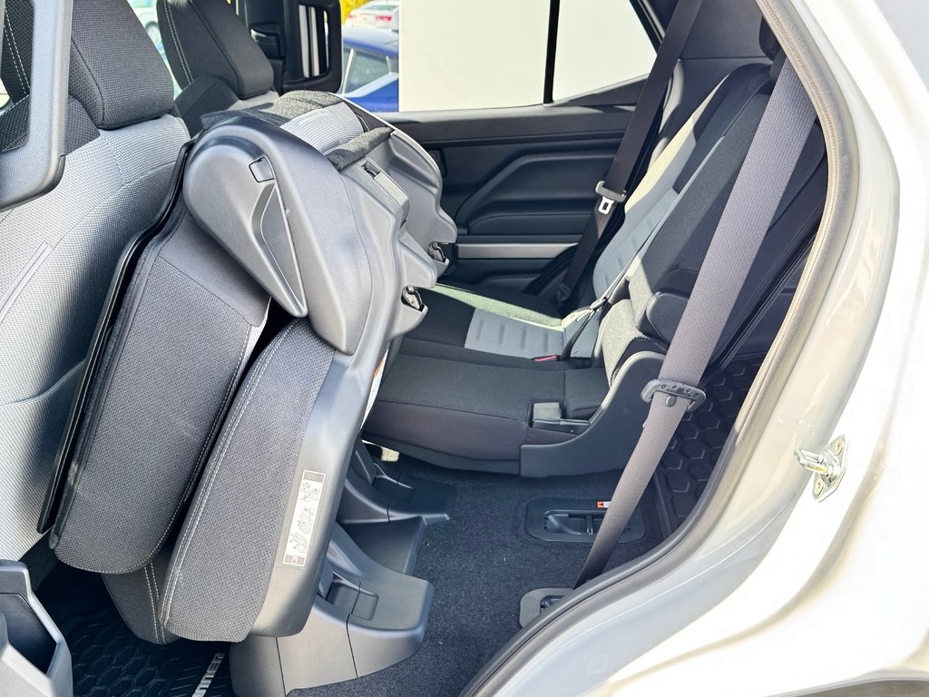 2025 Toyota 4RUNNER TRD SPORT BAJA EDITION / MAGS 20 SABLE / PNEUS HORS ROUTE / MARCHE PIED / CROCHET ROUGE in Thetford Mines, Quebec - 69 - w1024h768px