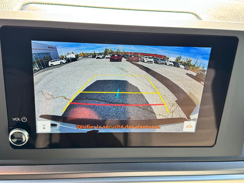 2025 Toyota 4RUNNER TRD SPORT BAJA EDITION / MAGS 20 SABLE / PNEUS HORS ROUTE / MARCHE PIED / CROCHET ROUGE in Thetford Mines, Quebec - 51 - w1024h768px