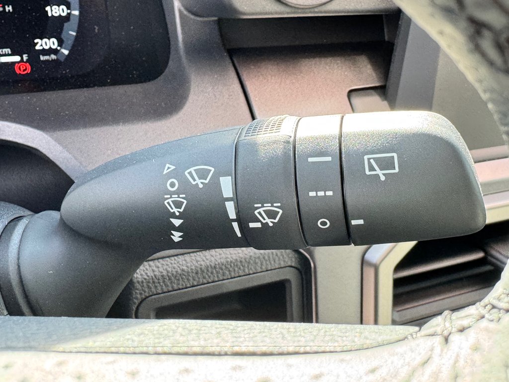 2025 Toyota 4RUNNER TRD SPORT BAJA EDITION / MAGS 20 SABLE / PNEUS HORS ROUTE / MARCHE PIED / CROCHET ROUGE in Thetford Mines, Quebec - 47 - w1024h768px