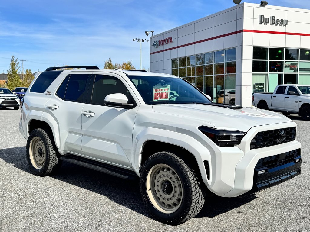 2025 Toyota 4RUNNER TRD SPORT BAJA EDITION / MAGS 20 SABLE / PNEUS HORS ROUTE / MARCHE PIED / CROCHET ROUGE in Thetford Mines, Quebec - 3 - w1024h768px