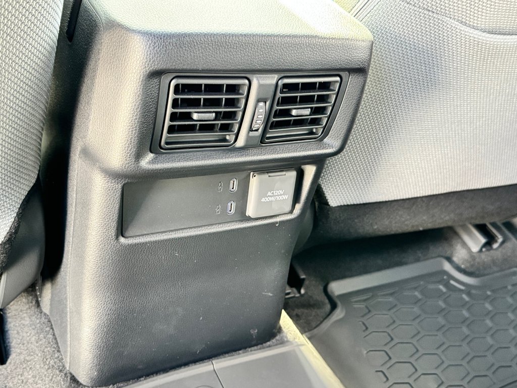 2025 Toyota 4RUNNER TRD SPORT BAJA EDITION / MAGS 20 SABLE / PNEUS HORS ROUTE / MARCHE PIED / CROCHET ROUGE in Thetford Mines, Quebec - 70 - w1024h768px
