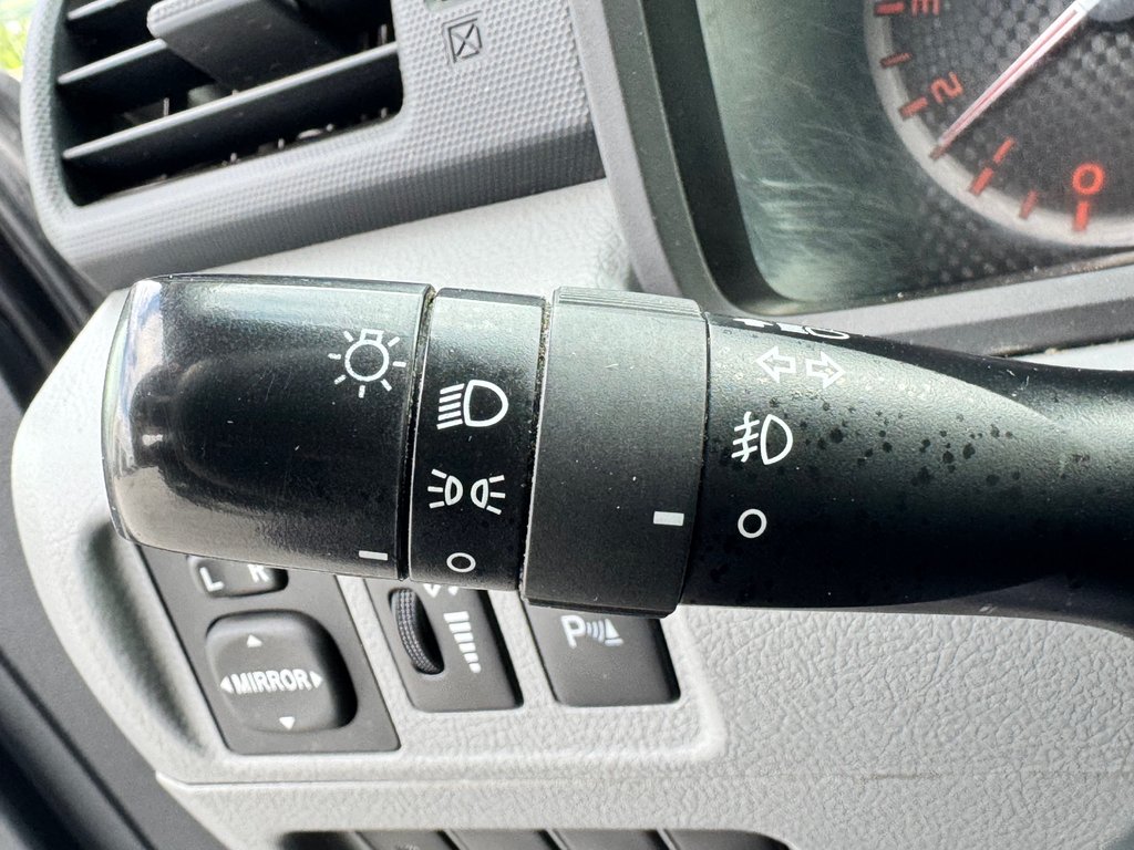 Toyota 4Runner SR5 V6 4X4 / LONGÉVITÉ ET VALEUR ASSURÉE / 2012 à Thetford Mines, Québec - 32 - w1024h768px