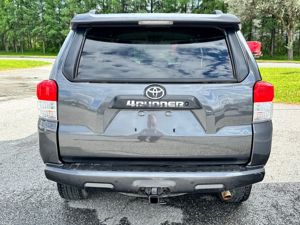 Toyota 4Runner SR5 V6 4X4 / LONGÉVITÉ ET VALEUR ASSURÉE / 2012 à Thetford Mines, Québec - 5 - w1024h768px