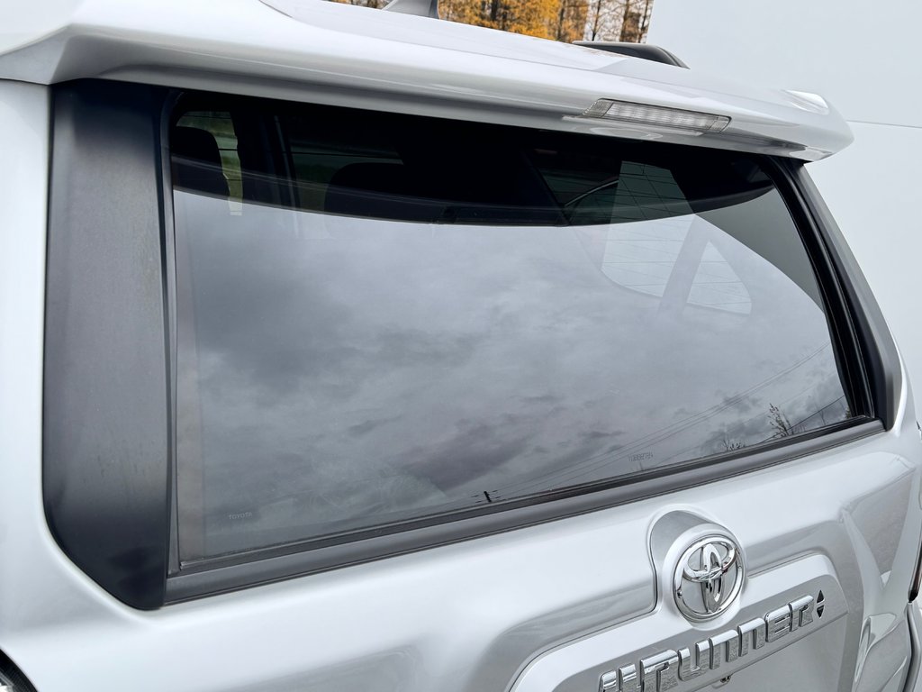 2022 Toyota 4Runner SR5 / BAS KILOMÉTRAGE / 1 SEUL PROPRIO / PEA 30-01-29=100km / in Thetford Mines, Quebec - 76 - w1024h768px