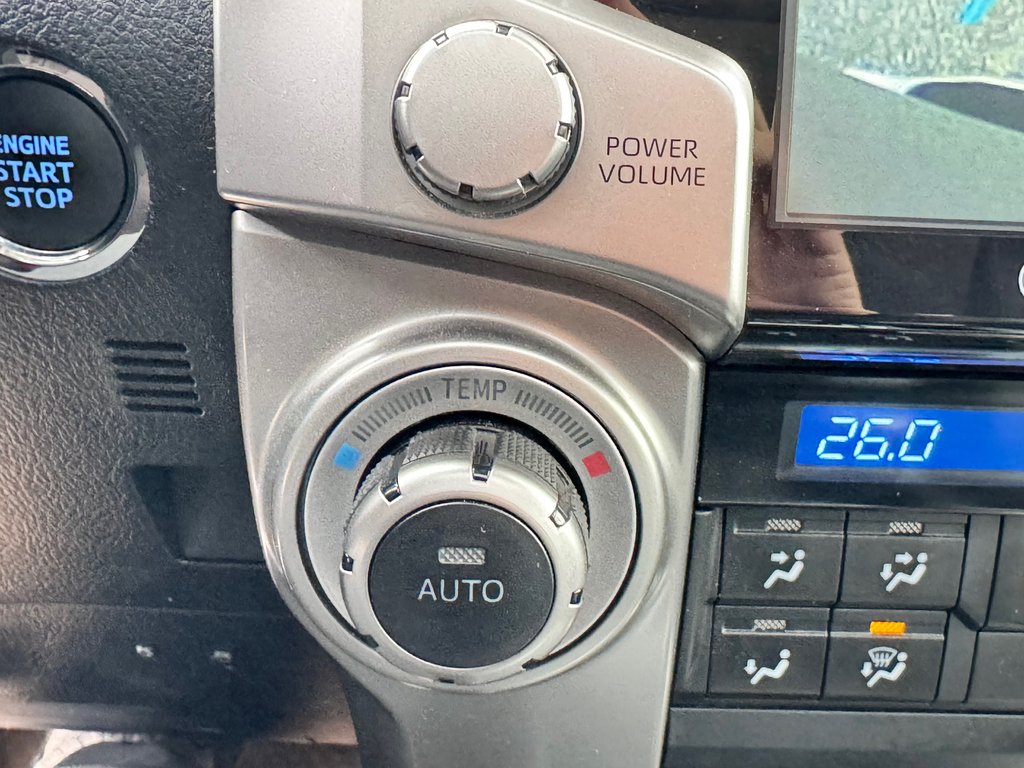 2022 Toyota 4Runner SR5 / BAS KILOMÉTRAGE / 1 SEUL PROPRIO / PEA 30-01-29=100km / in Thetford Mines, Quebec - 53 - w1024h768px