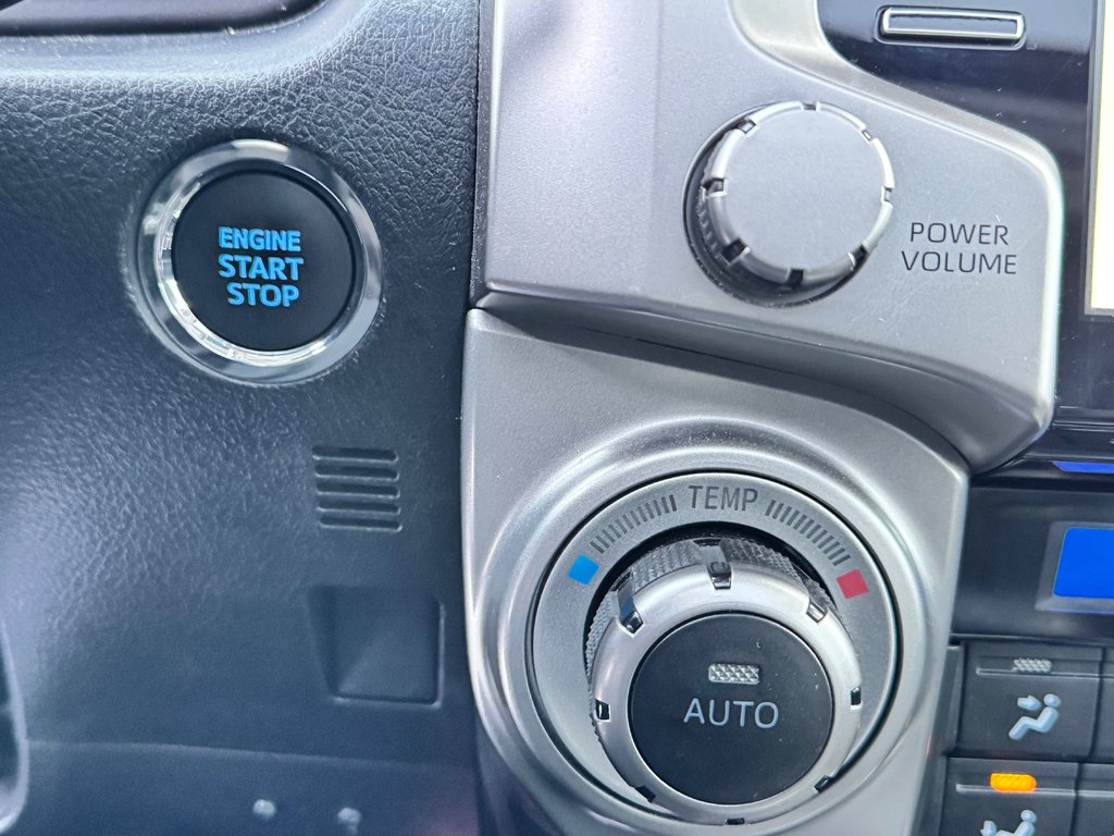 2022 Toyota 4Runner SR5 / BAS KILOMÉTRAGE / 7 PLACES / 1 SEUL PROPRIO / PEA 30-01-29=100km / in Thetford Mines, Quebec - 50 - w1024h768px