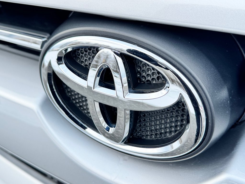 2022 Toyota 4Runner SR5 / BAS KILOMÉTRAGE / 7 PLACES / 1 SEUL PROPRIO / PEA 30-01-29=100km / in Thetford Mines, Quebec - 12 - w1024h768px