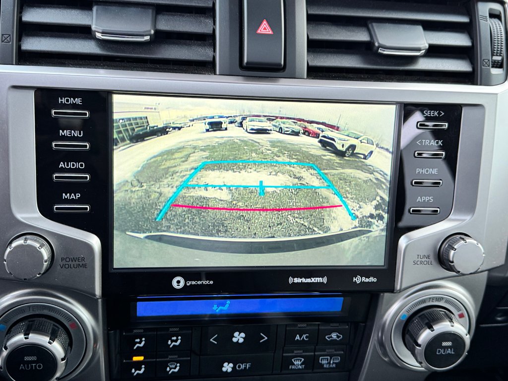 2022 Toyota 4Runner SR5 / BAS KILOMÉTRAGE / 7 PLACES / 1 SEUL PROPRIO / PEA 30-01-29=100km / in Thetford Mines, Quebec - 49 - w1024h768px