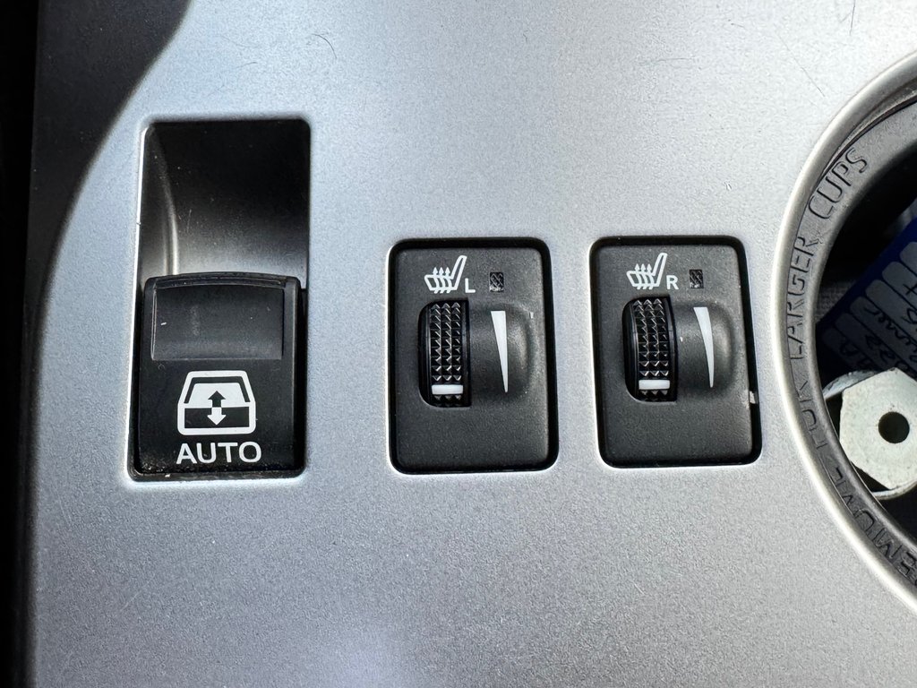 2022 Toyota 4Runner SR5 / BAS KILOMÉTRAGE / 7 PLACES / 1 SEUL PROPRIO / PEA 30-01-29=100km / in Thetford Mines, Quebec - 57 - w1024h768px