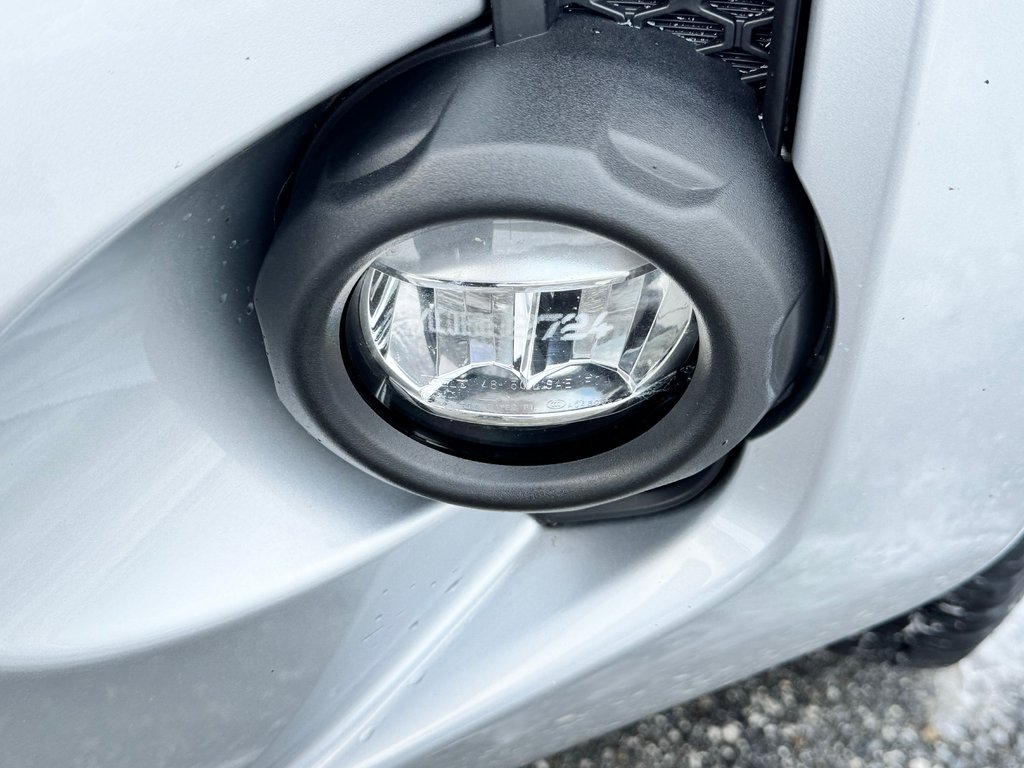 2022 Toyota 4Runner SR5 / BAS KILOMÉTRAGE / 7 PLACES / 1 SEUL PROPRIO / PEA 30-01-29=100km / in Thetford Mines, Quebec - 11 - w1024h768px