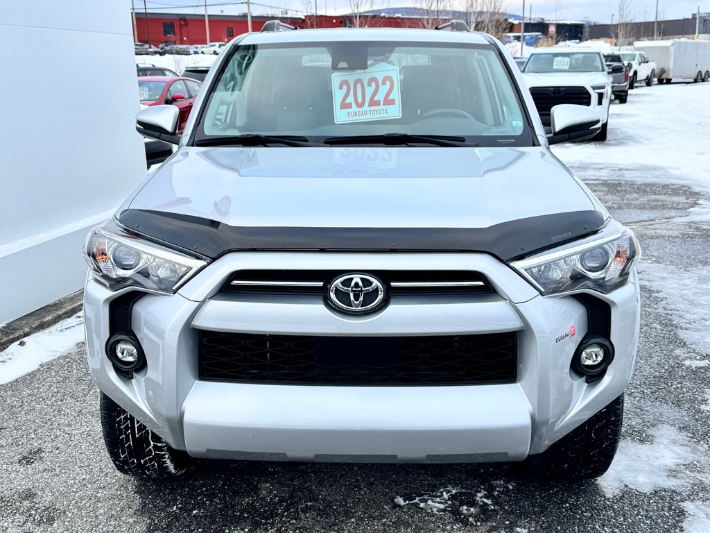 2022 Toyota 4Runner SR5 / BAS KILOMÉTRAGE / 7 PLACES / 1 SEUL PROPRIO / PEA 30-01-29=100km / in Thetford Mines, Quebec - 2 - w1024h768px