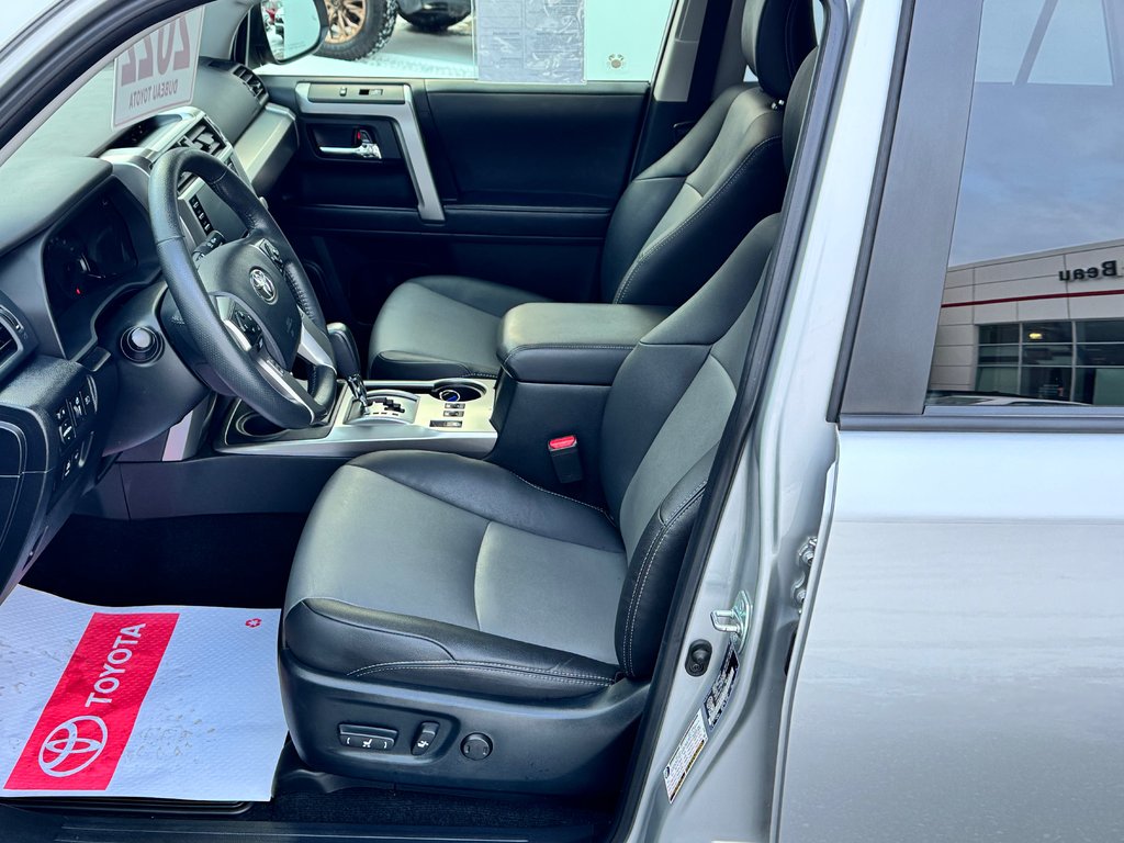 2022 Toyota 4Runner SR5 / BAS KILOMÉTRAGE / 7 PLACES / 1 SEUL PROPRIO / PEA 30-01-29=100km / in Thetford Mines, Quebec - 32 - w1024h768px