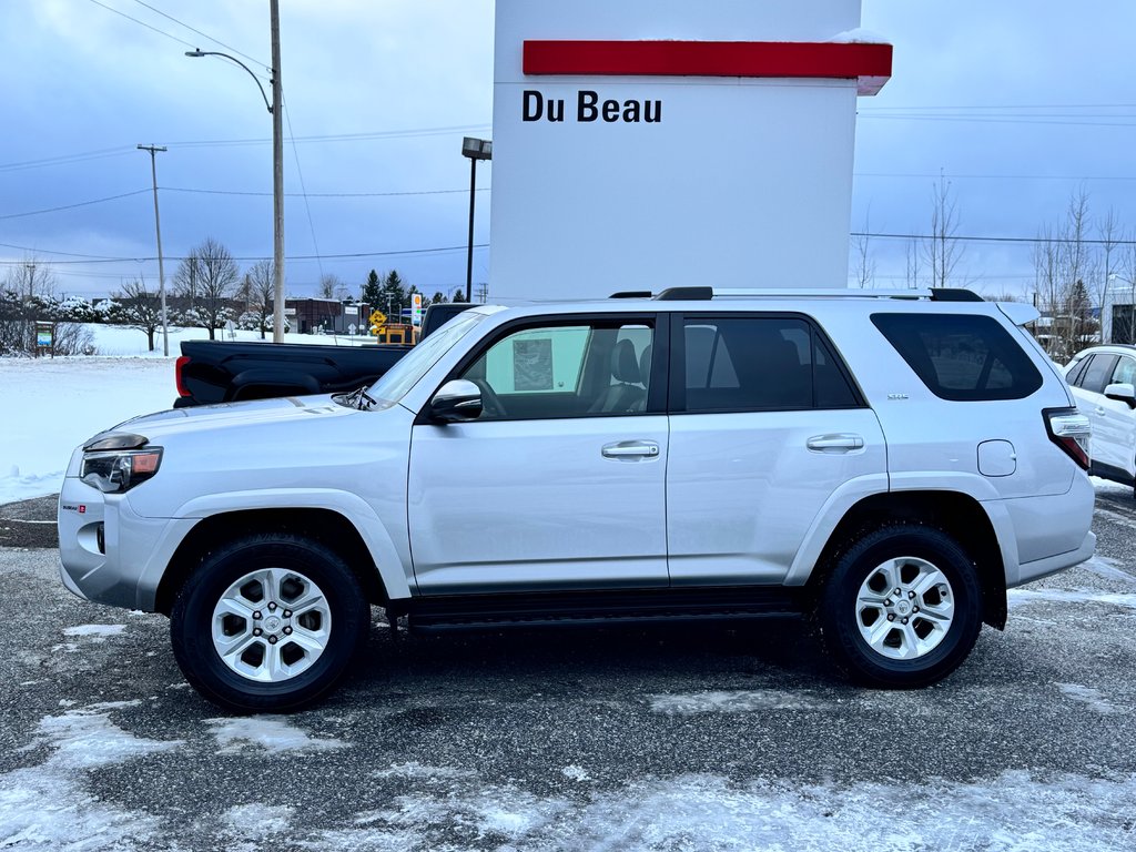 2022 Toyota 4Runner SR5 / BAS KILOMÉTRAGE / 7 PLACES / 1 SEUL PROPRIO / PEA 30-01-29=100km / in Thetford Mines, Quebec - 7 - w1024h768px