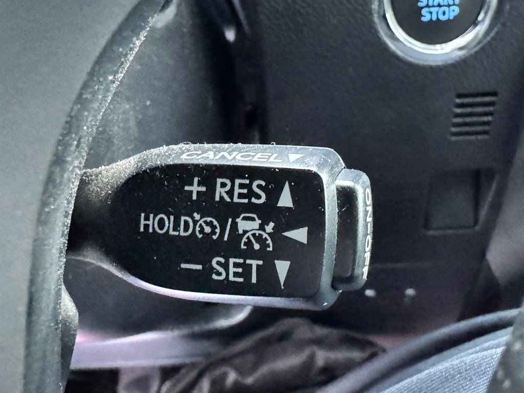 2022 Toyota 4Runner SR5 / BAS KILOMÉTRAGE / 7 PLACES / 1 SEUL PROPRIO / PEA 30-01-29=100km / in Thetford Mines, Quebec - 45 - w1024h768px