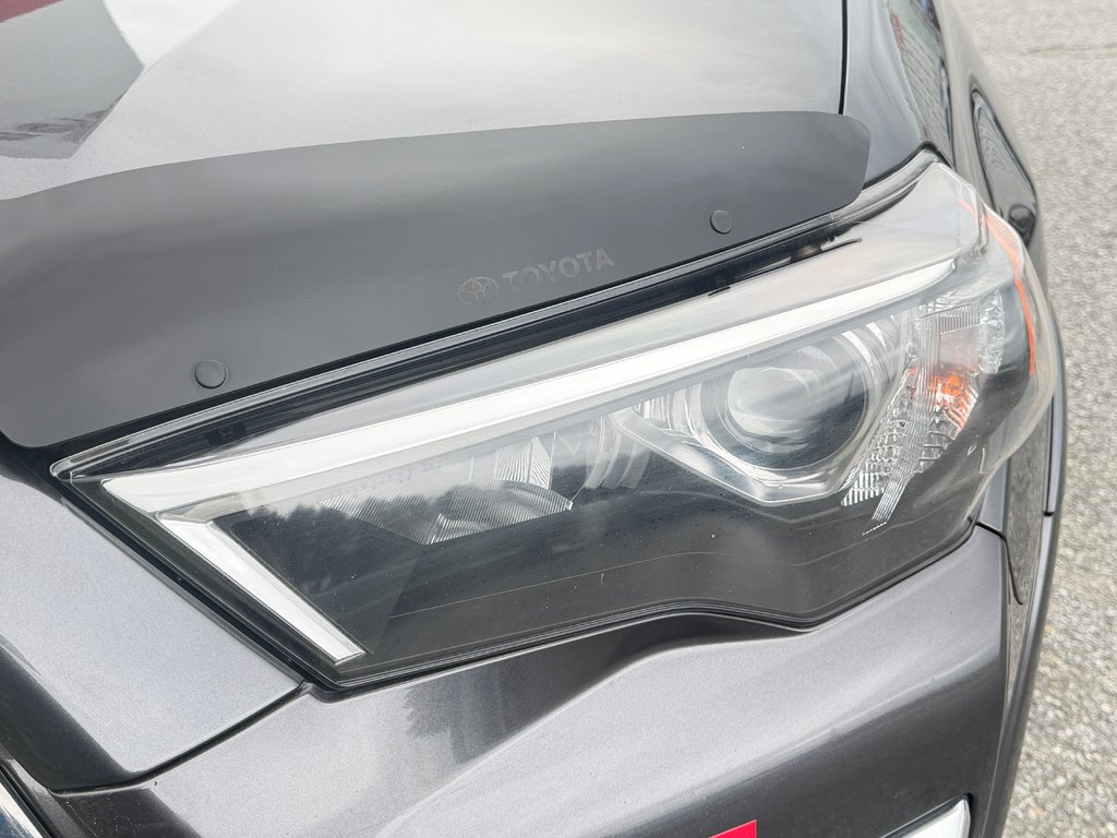 Toyota 4Runner LIMITED 4WD / PRIX IMBATTABLE !!!! / 2023 à Thetford Mines, Québec - 10 - w1024h768px