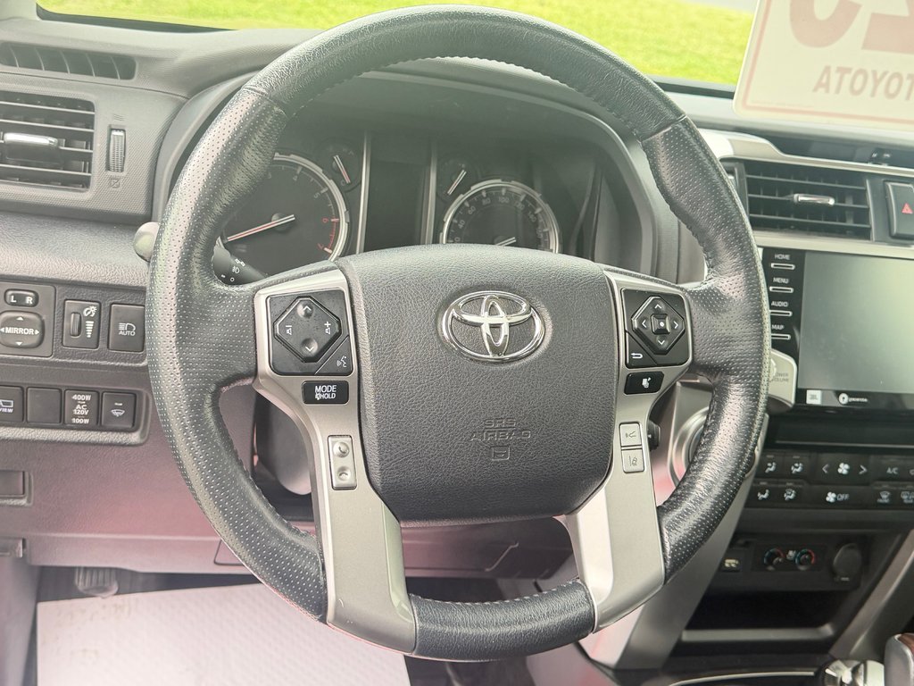 Toyota 4Runner LIMITED 4WD / PRIX IMBATTABLE !!!! / 2023 à Thetford Mines, Québec - 37 - w1024h768px