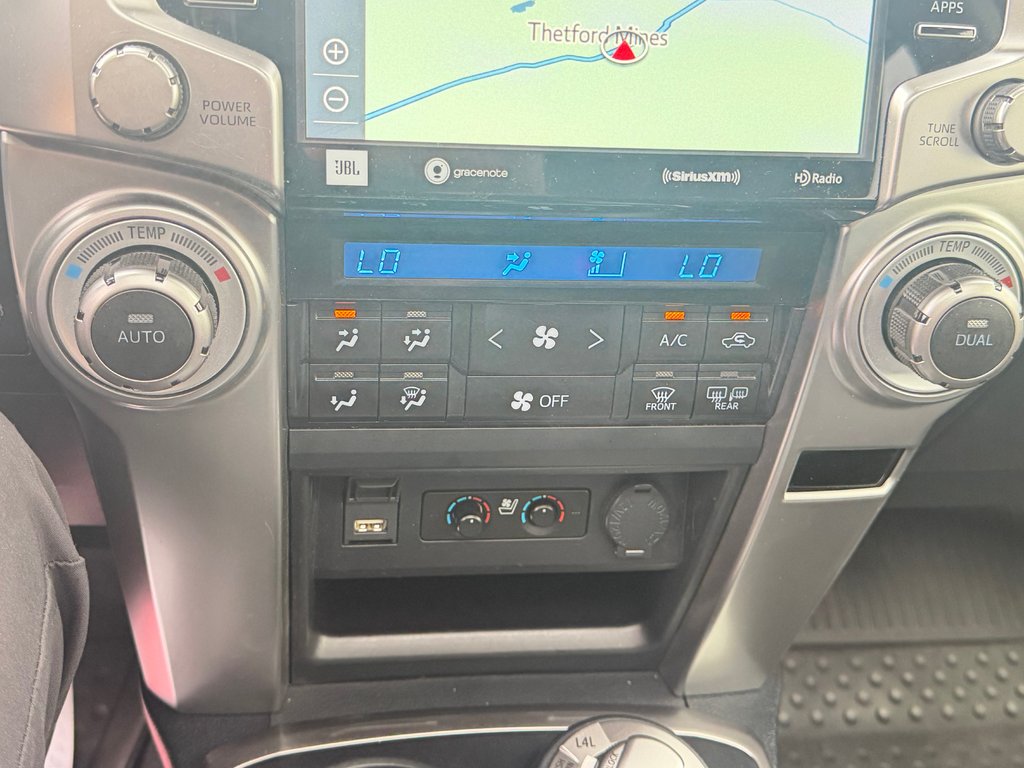 Toyota 4Runner LIMITED 4WD / PRIX IMBATTABLE !!!! / 2023 à Thetford Mines, Québec - 49 - w1024h768px