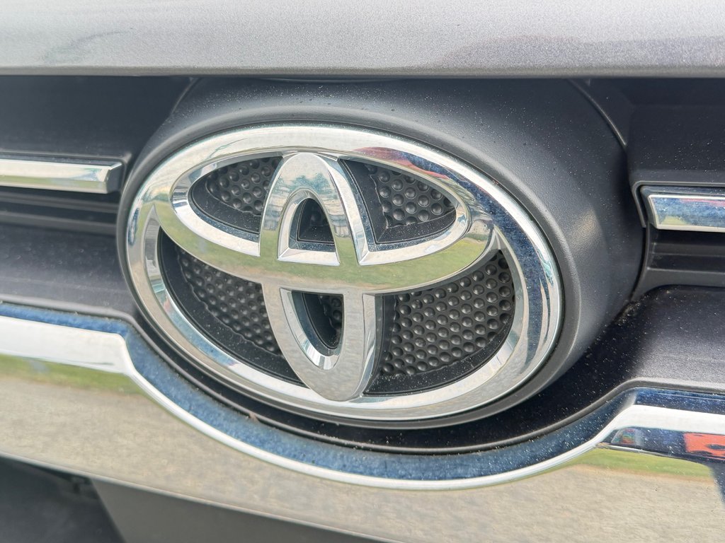 Toyota 4Runner LIMITED 4WD / PRIX IMBATTABLE !!!! / 2023 à Thetford Mines, Québec - 14 - w1024h768px