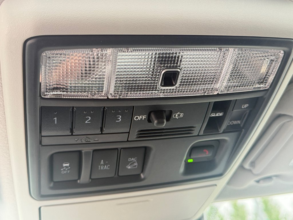 Toyota 4Runner LIMITED 4WD / PRIX IMBATTABLE !!!! / 2023 à Thetford Mines, Québec - 61 - w1024h768px
