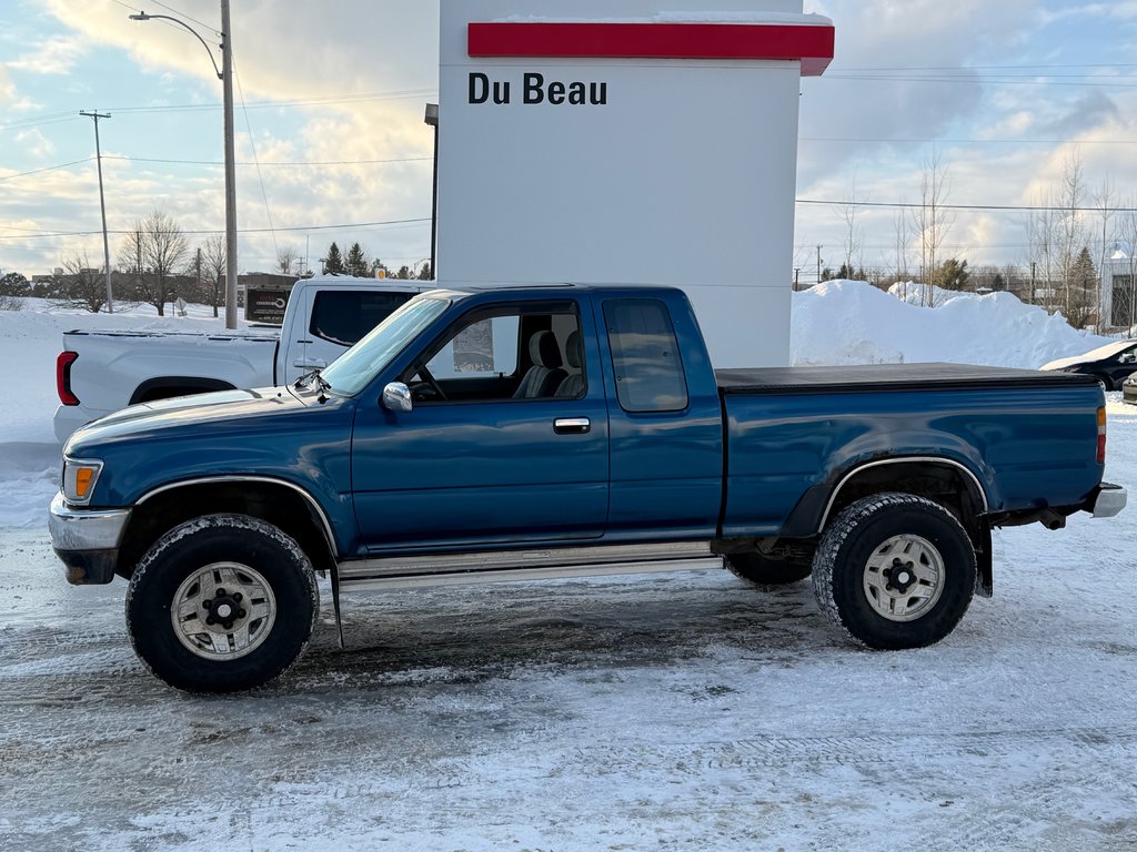 Toyota 4WD Pickups Un * RARE SURVIVOR * V6 MANUELLE 4X4 / 1992 à Thetford Mines, Québec - 8 - w1024h768px