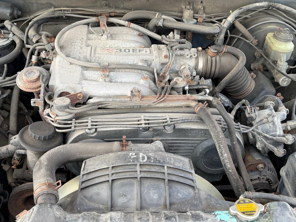 Toyota 4WD Pickups Un * RARE SURVIVOR * V6 MANUELLE 4X4 / 1992 à Thetford Mines, Québec - 39 - w1024h768px