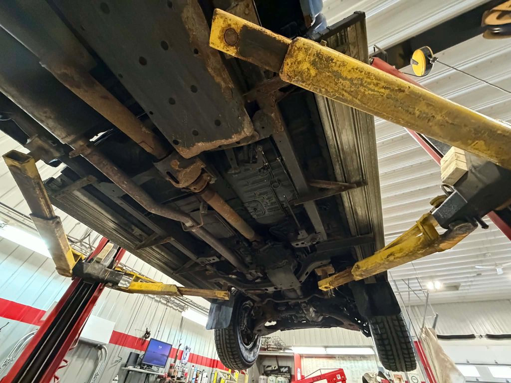 Toyota 4WD Pickups Un * RARE SURVIVOR * V6 MANUELLE 4X4 / 1992 à Thetford Mines, Québec - 51 - w1024h768px