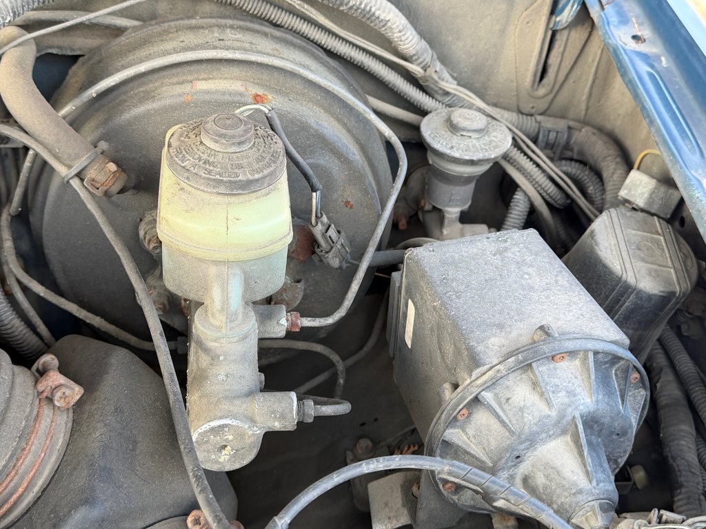 Toyota 4WD Pickups Un * RARE SURVIVOR * V6 MANUELLE 4X4 / 1992 à Thetford Mines, Québec - 43 - w1024h768px