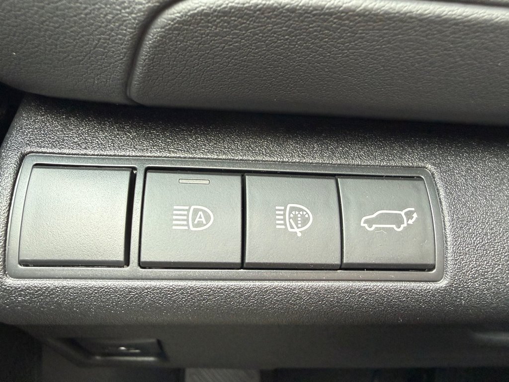 2026 Toyota bZ Woodland in Thetford Mines, Quebec - 26 - w1024h768px