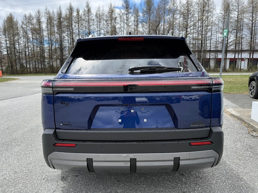 2026 Toyota bZ Woodland in Thetford Mines, Quebec - 6 - w1024h768px