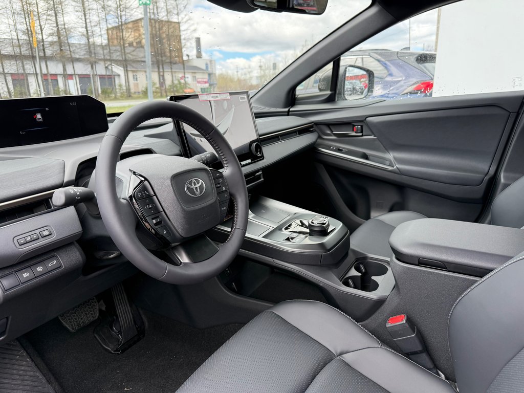 2026 Toyota bZ Woodland in Thetford Mines, Quebec - 22 - w1024h768px