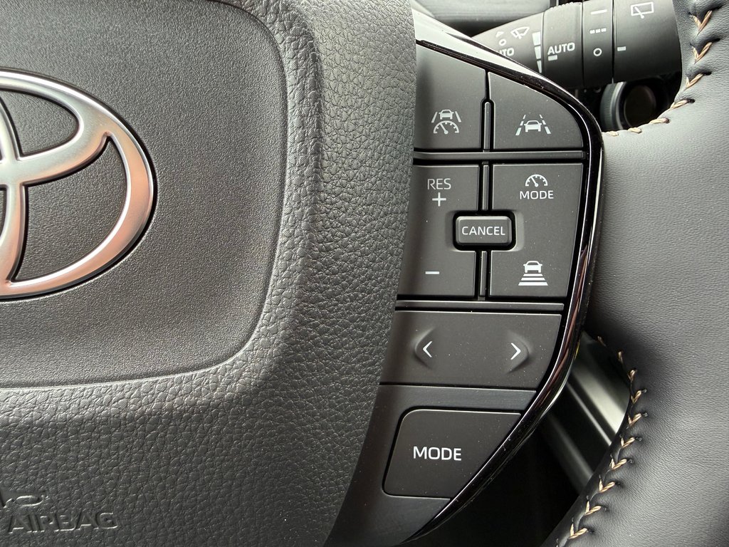 2026 Toyota bZ Woodland in Thetford Mines, Quebec - 28 - w1024h768px