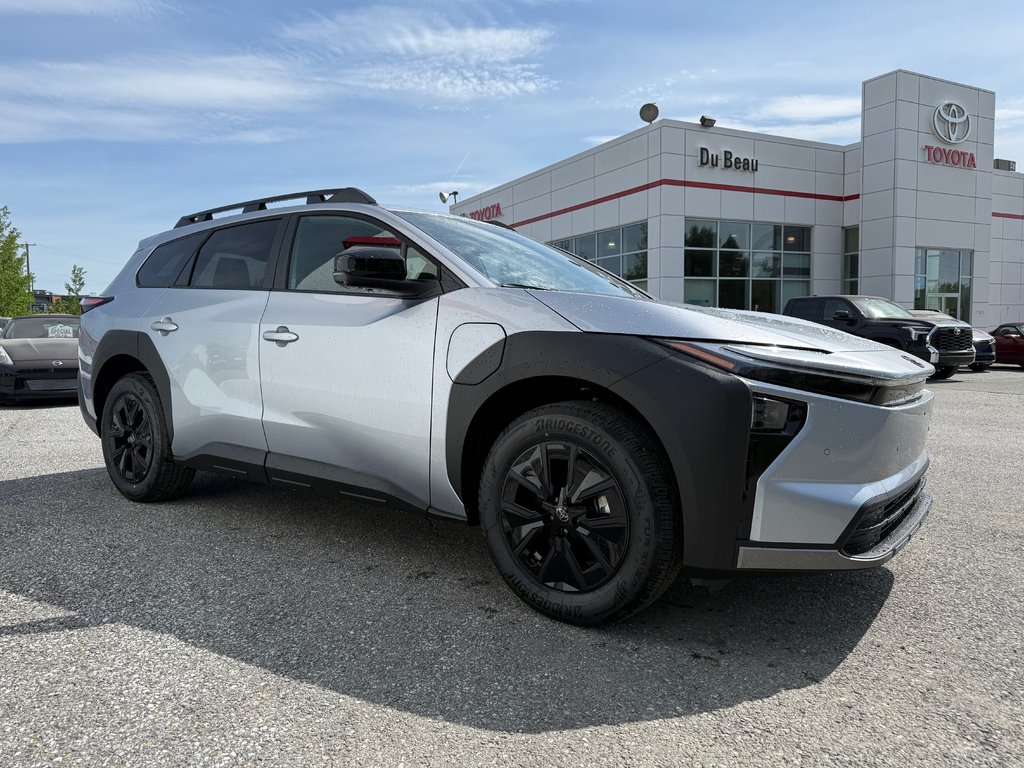 2026 Toyota bZ Woodland in Thetford Mines, Quebec - 2 - w1024h768px