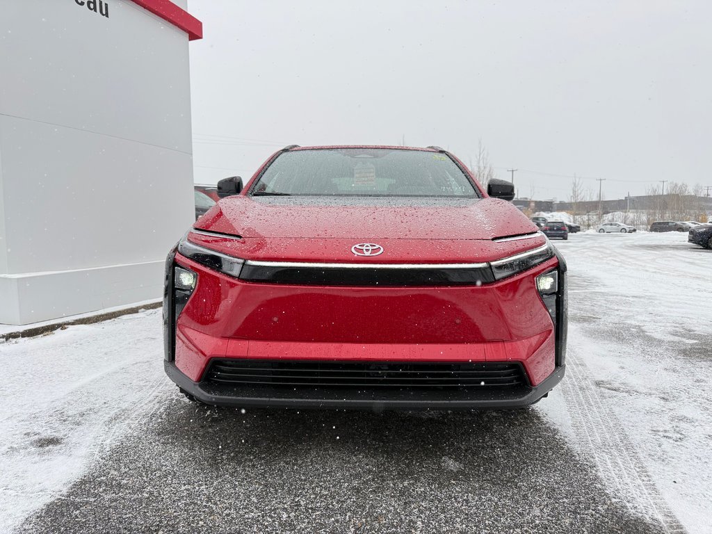 Toyota bZ XLE 2026 à Thetford Mines, Québec - 2 - w1024h768px