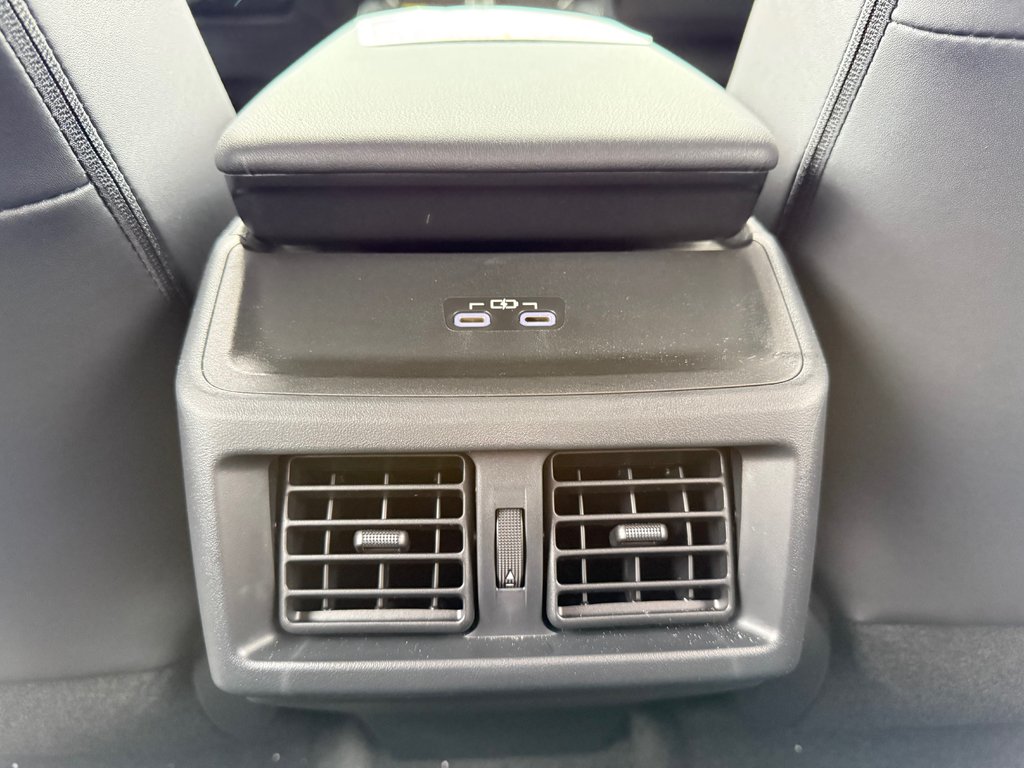 Toyota bZ XLE 2026 à Thetford Mines, Québec - 37 - w1024h768px