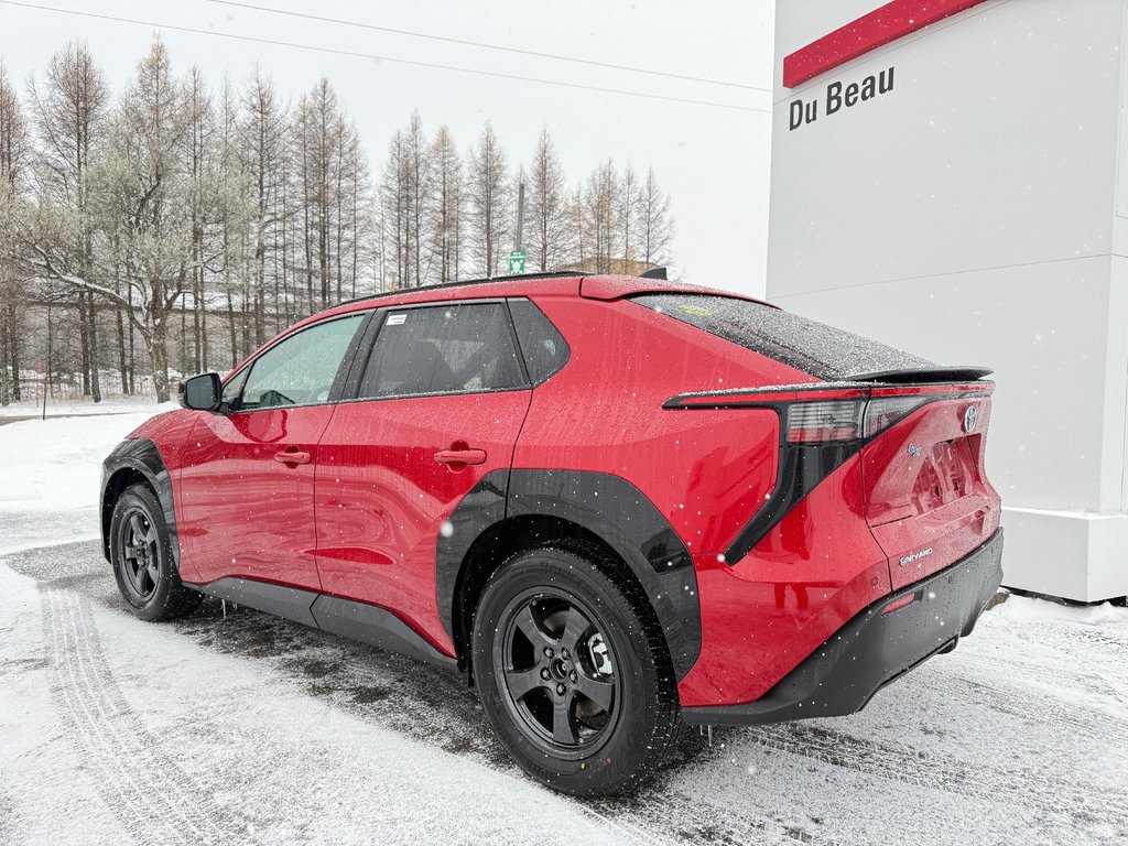Toyota bZ XLE 2026 à Thetford Mines, Québec - 7 - w1024h768px