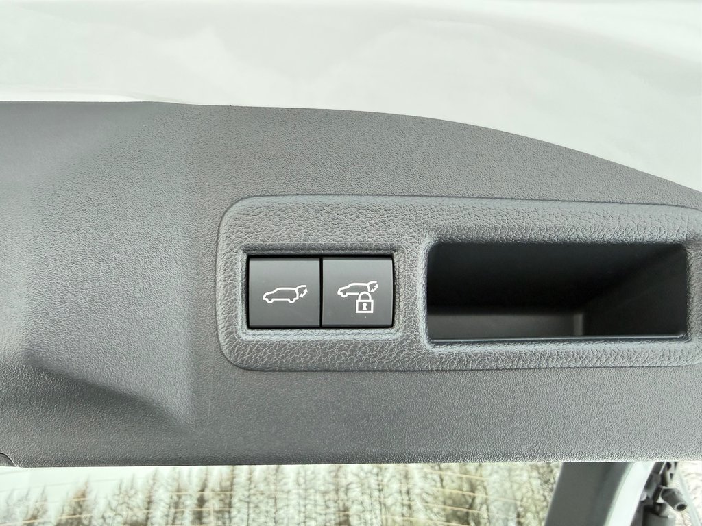 Toyota bZ XLE AWD / DEMO 2026 à Thetford Mines, Québec - 38 - w1024h768px