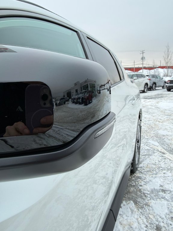 Toyota bZ XLE AWD / DEMO 2026 à Thetford Mines, Québec - 14 - w1024h768px
