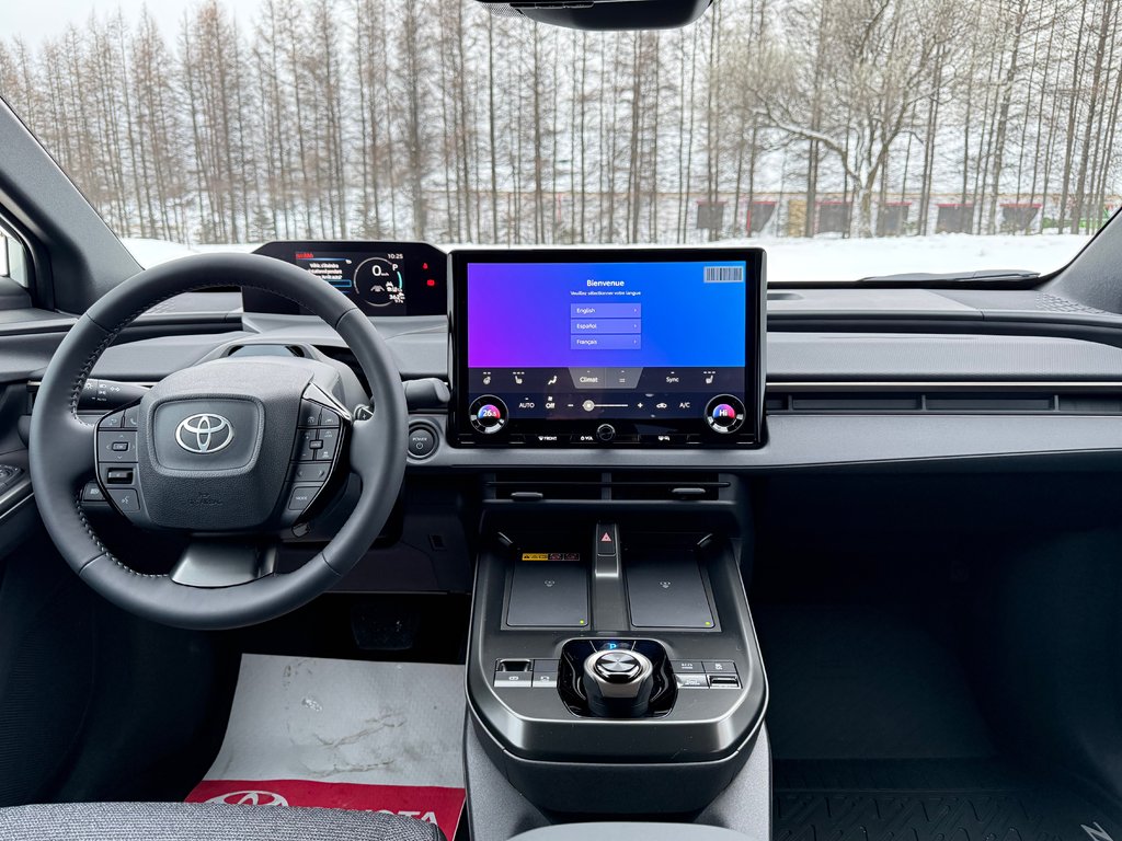 Toyota bZ XLE AWD / DEMO 2026 à Thetford Mines, Québec - 21 - w1024h768px