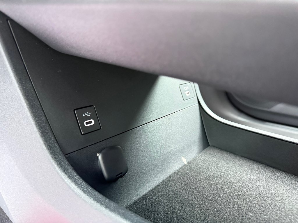 Toyota bZ XLE AWD / DEMO 2026 à Thetford Mines, Québec - 33 - w1024h768px