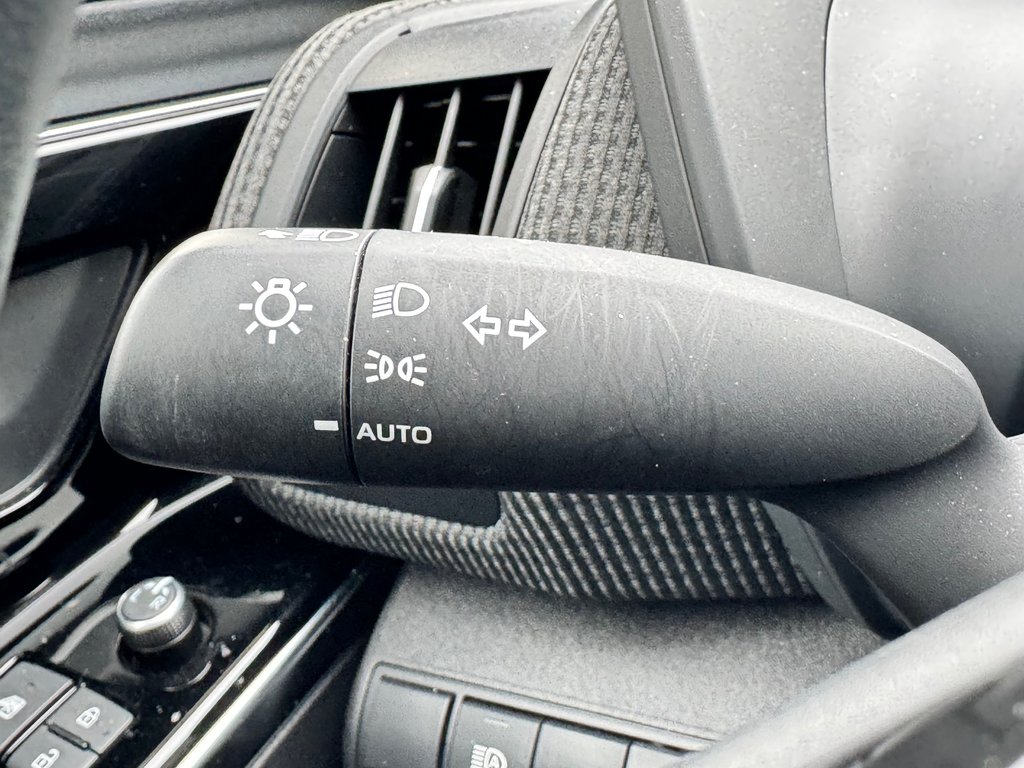 Toyota BZ4X XLE TECHNO 100% ÉLECTRIQUE / CERTIFIÉ / AWD - TRACTION INTÉGRALE 2023 à Thetford Mines, Québec - 36 - w1024h768px