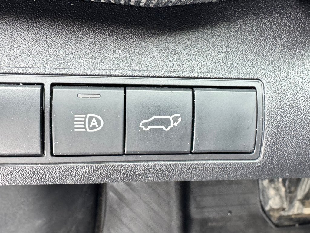 Toyota BZ4X XLE TECHNO 100% ÉLECTRIQUE / CERTIFIÉ / AWD - TRACTION INTÉGRALE 2023 à Thetford Mines, Québec - 33 - w1024h768px