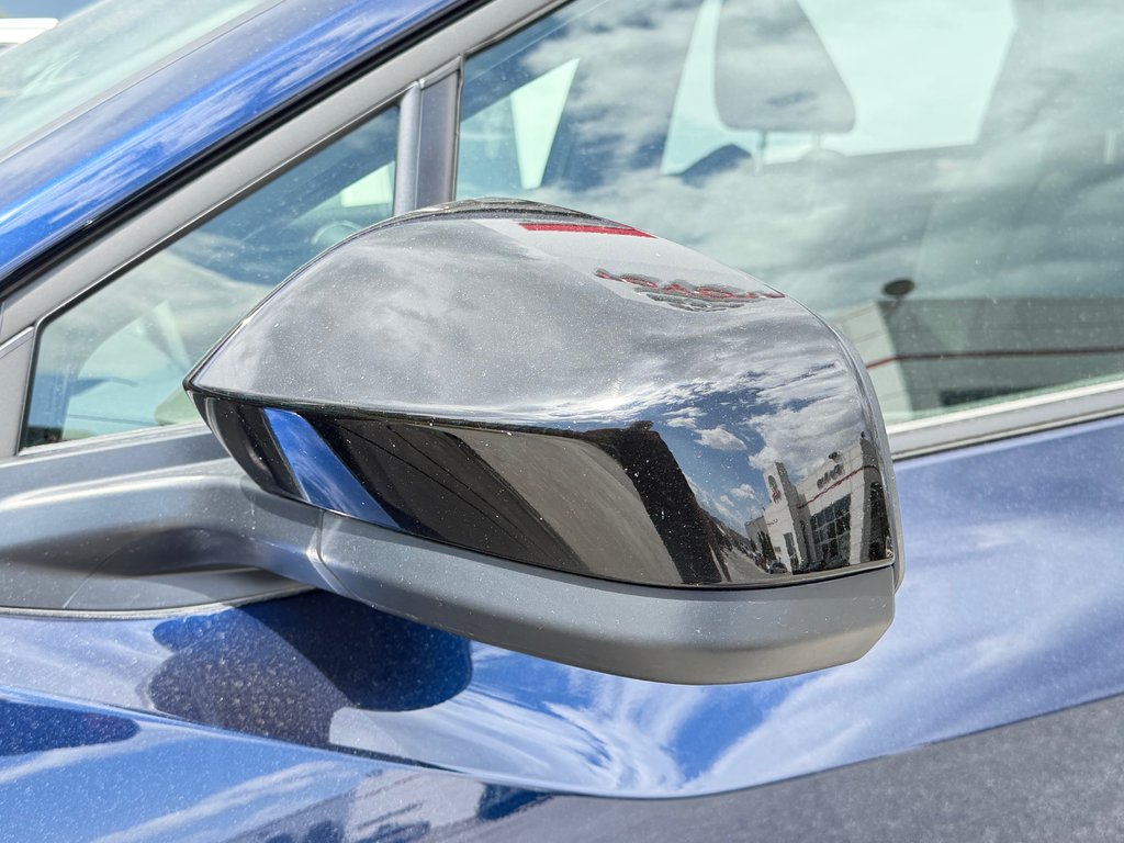 2023 Toyota bZ4X XLE AWD / TOIT PANO / PEA 19-09-28=100KM / in Thetford Mines, Quebec - 17 - w1024h768px