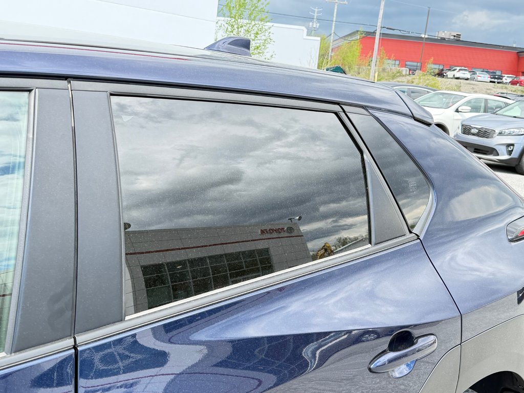2023 Toyota bZ4X XLE AWD / TOIT PANO / PEA 19-09-28=100KM / in Thetford Mines, Quebec - 18 - w1024h768px