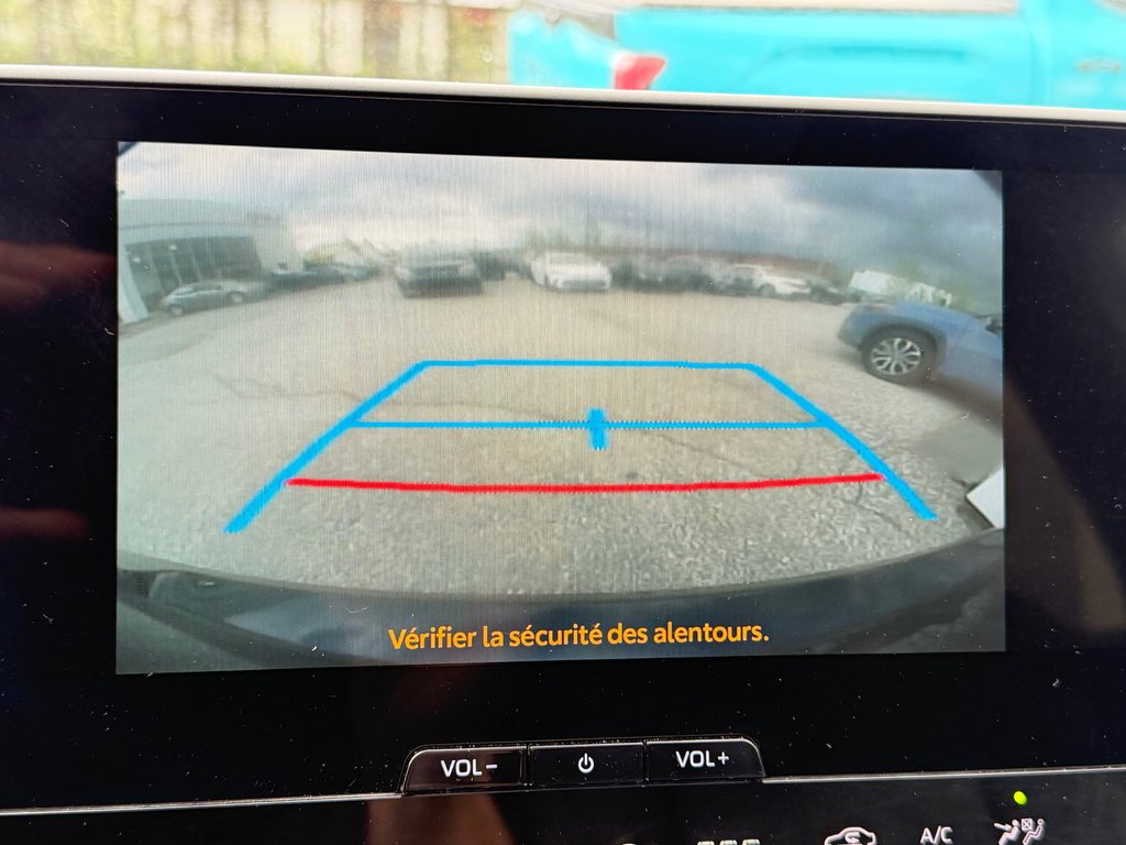 2023 Toyota bZ4X XLE AWD / TOIT PANO / PEA 19-09-28=100KM / in Thetford Mines, Quebec - 40 - w1024h768px