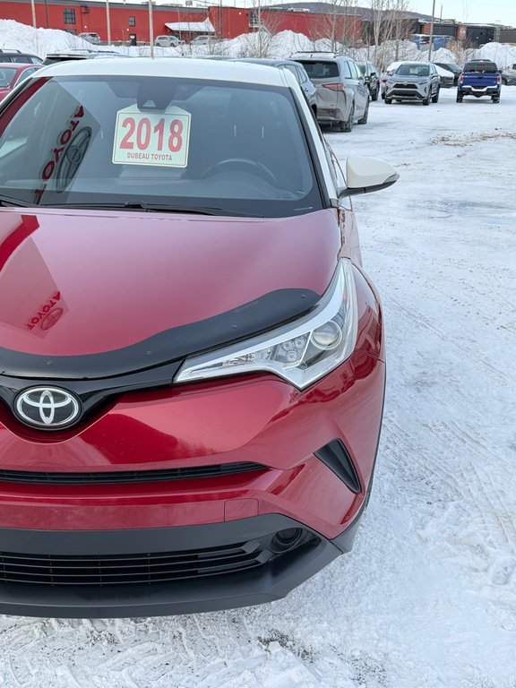 2018 Toyota C-HR XLE / TOIT BLANC HYPER RARE / TRÈS BAS KILOS / in Thetford Mines, Quebec - 8 - w1024h768px